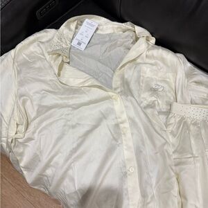 Vs pink silk pajama top and bottom set